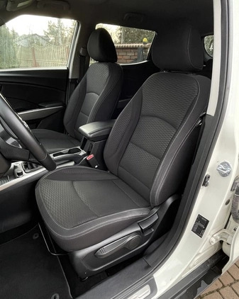 SsangYong Tivoli cena 53000 przebieg: 34000, rok produkcji 2018 z Siechnice małe 254